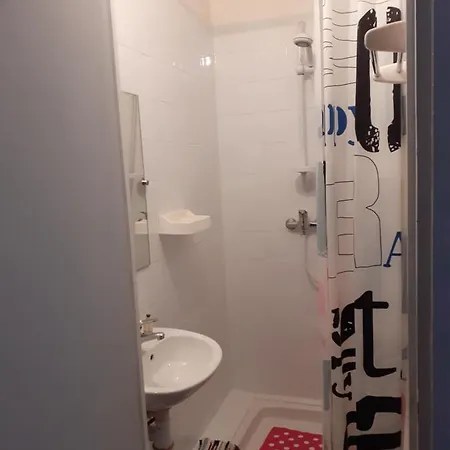 N4 Chambres Partagees Homme Salle De Bain Et Toilette Béziers Esterno foto