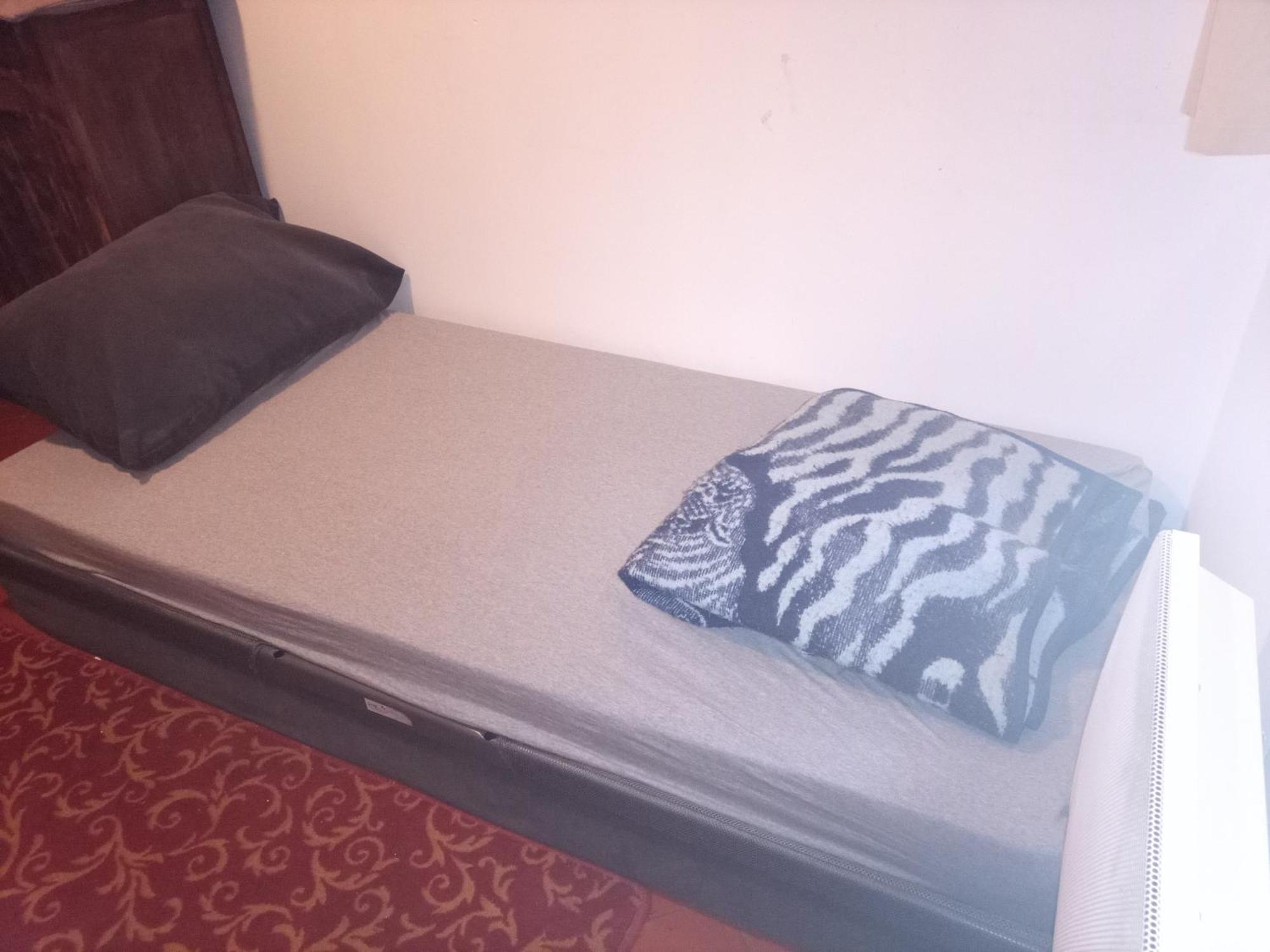 Homestay N4 Partagees Homme Salle De Bain Et Toilette *